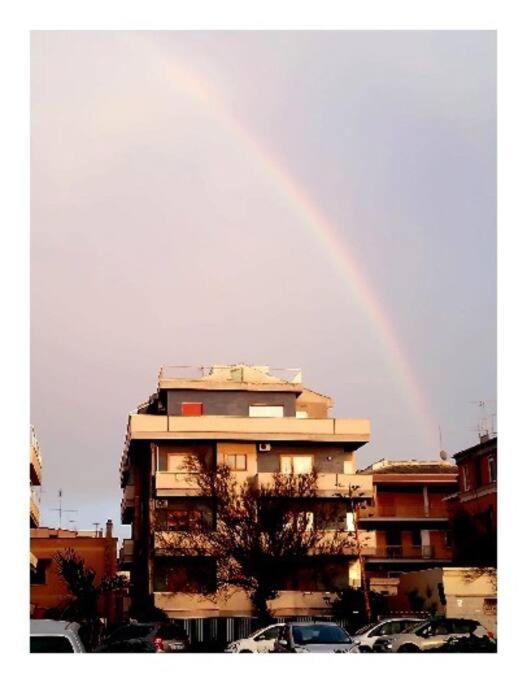 Cozy Coastal Gateway Apartment Lido di Ostia Bagian luar foto